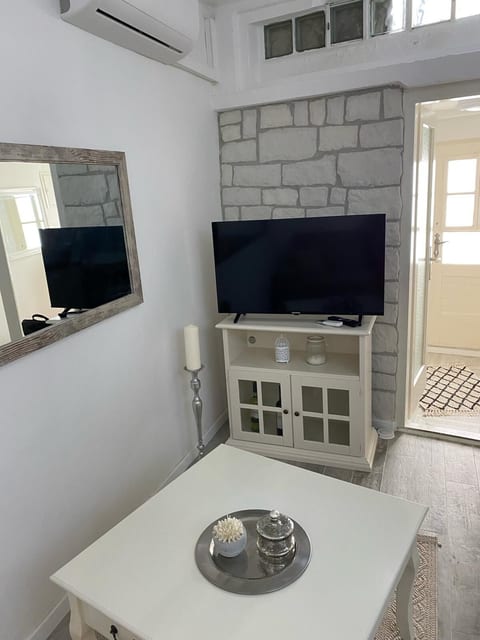 House Shabby - Unit 377125-13