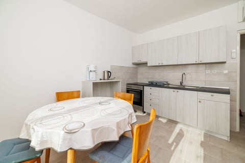 Apartments Ivica - Unit 377133-13