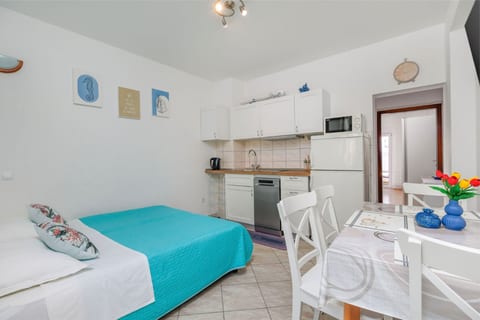 Apartment Ivka - Unit 377135-13