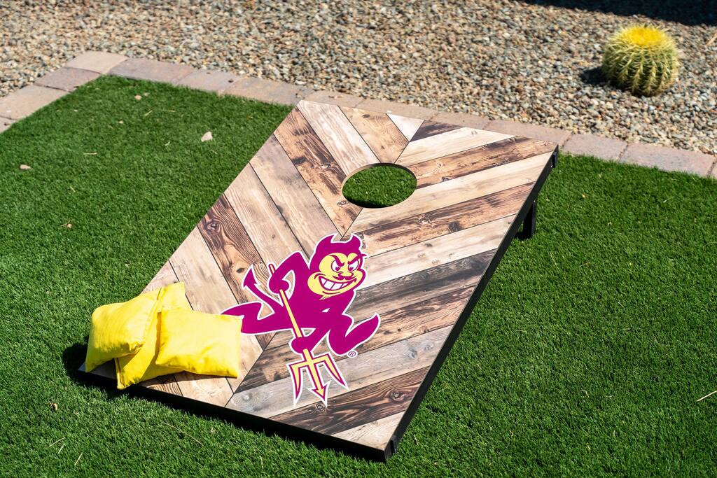 Resort backyard with pool, spa, BBQ and gas firepit