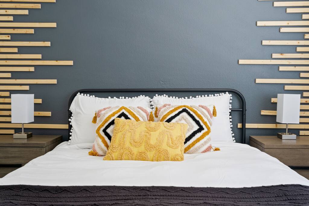 no-airbnb-fees!-poolspa-close-2-spring-trainandasu/