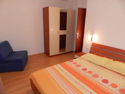 Apartments Emil - Unit 48371-61