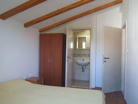 Apartments Emil - Unit 151424-15