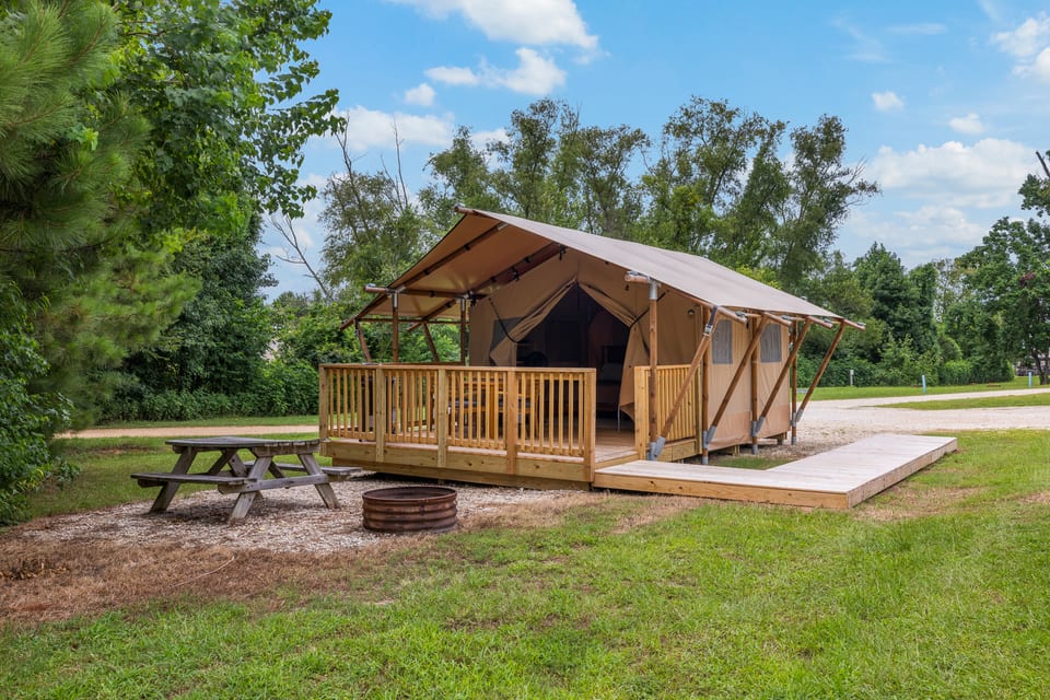 Escapada de Glamping en el Lago Livingston - Onalaska