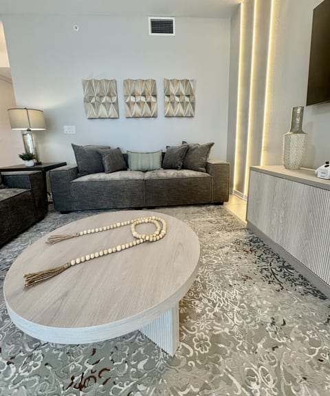 4731-103 Stay Magical • 2BR with Mickey Room & More