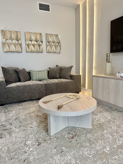 4731-103 Stay Magical • 2BR with Mickey Room & More