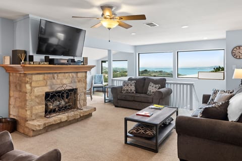 Gather around and enjoy those views or cozy up to watch the big game - the living is spacious and perfect for gatherings