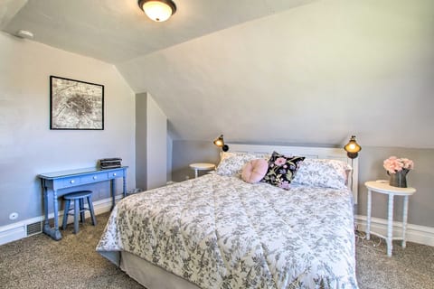Charming 3BR Paris House ~ 1 1/2 Mi to Canyon!