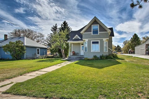 Charming 3BR Paris House ~ 1 1/2 Mi to Canyon!
