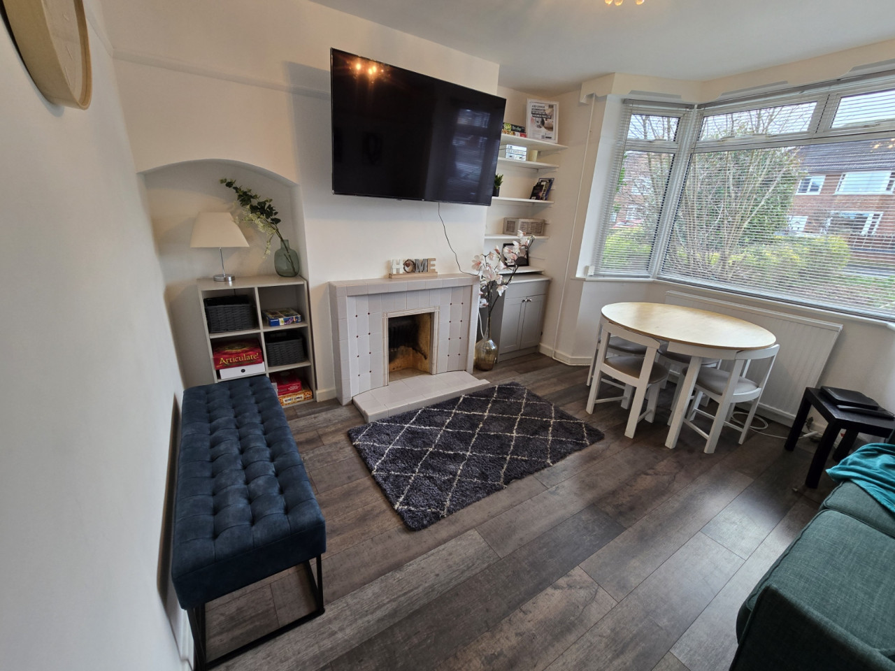 Entire House| Long Stays in Gloucester|Contractors - Longlevens