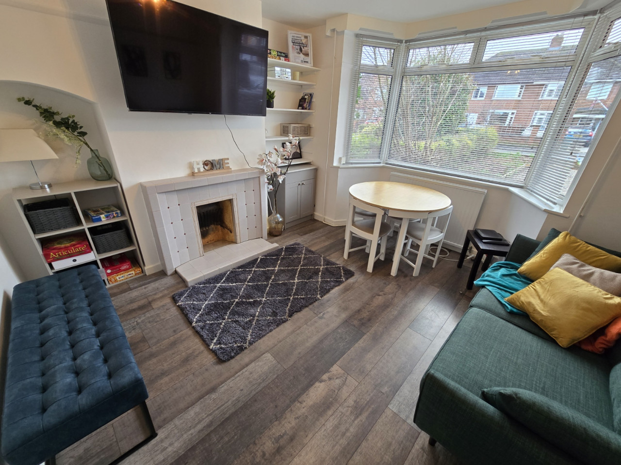 Entire House| Long Stays in Gloucester|Contractors - Longlevens