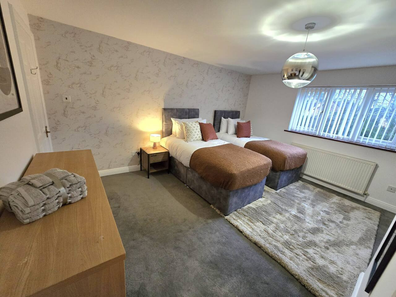 Entire House Quedgeley, Gloucester - Quedgeley