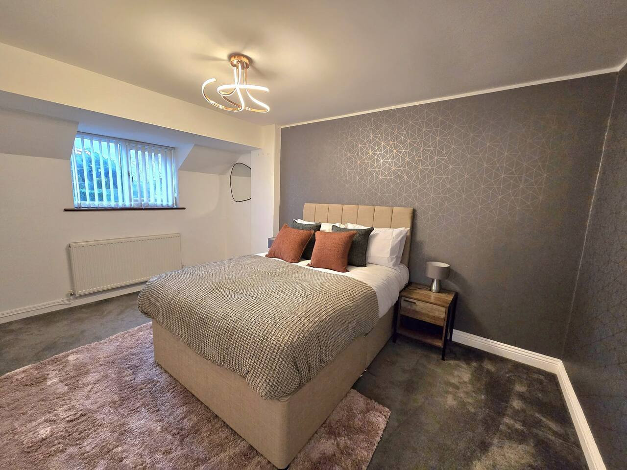 Entire House Quedgeley, Gloucester - Quedgeley