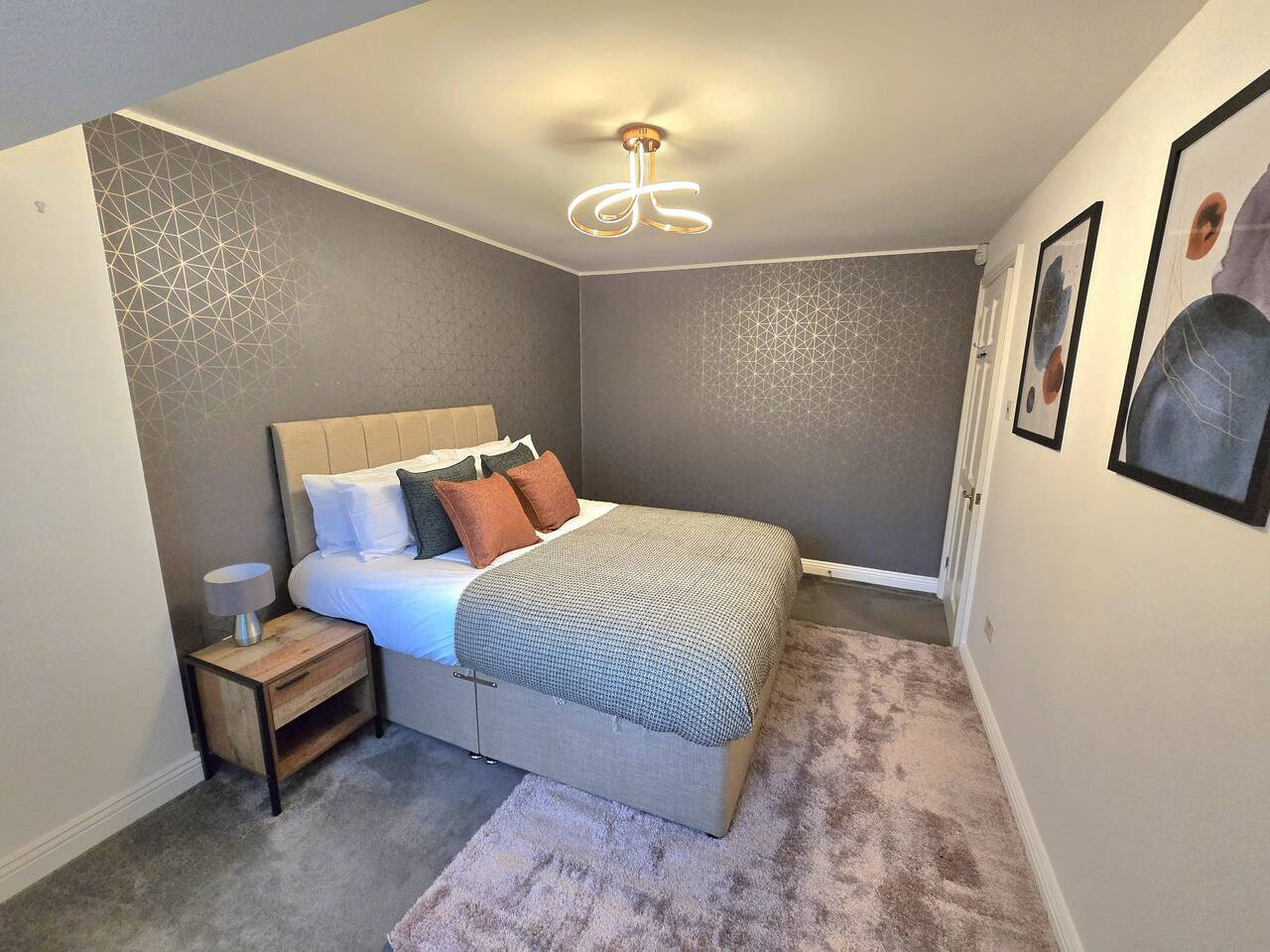 entire-house-quedgeley-gloucester/