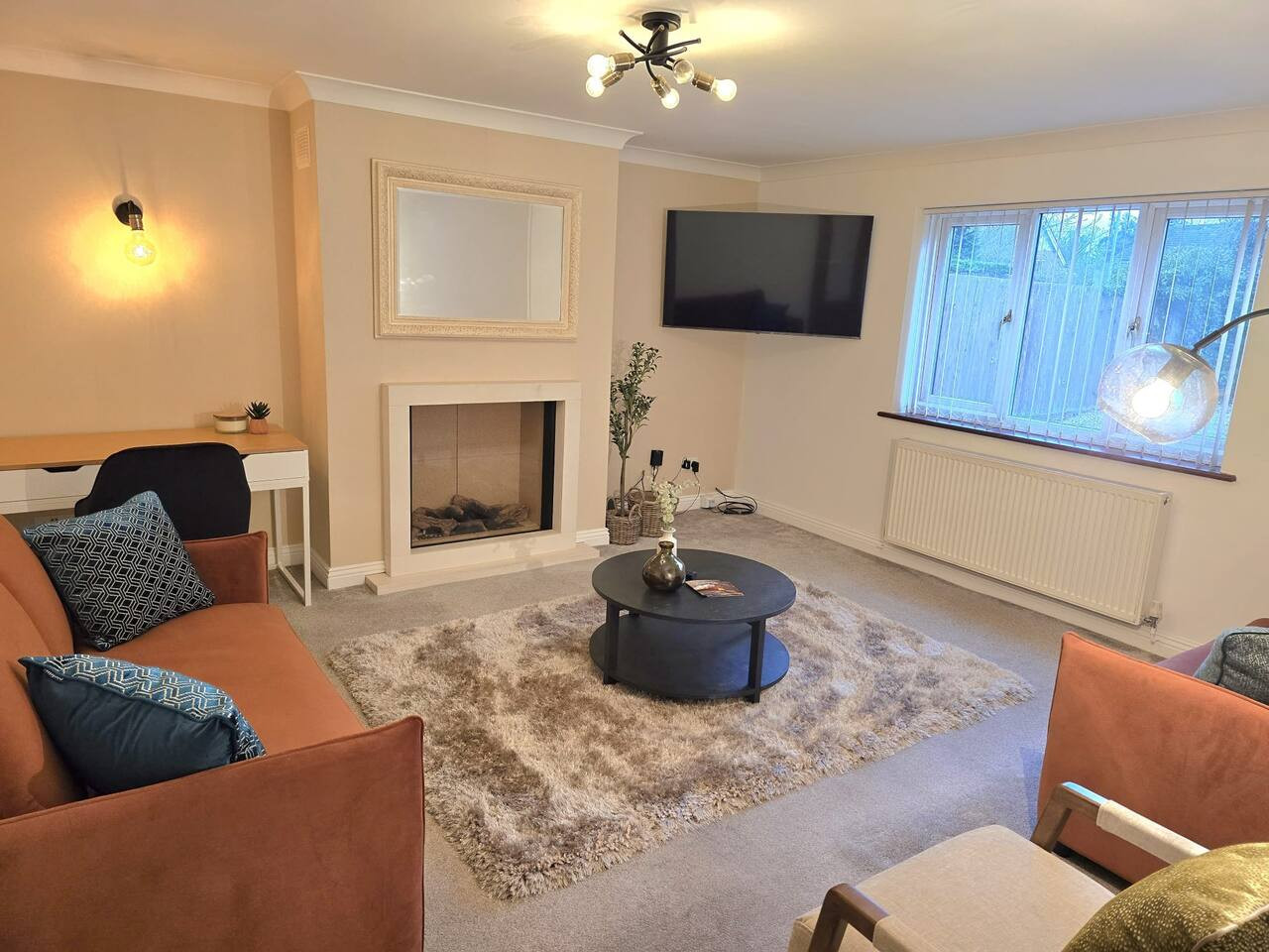 Entire House Quedgeley, Gloucester - Quedgeley