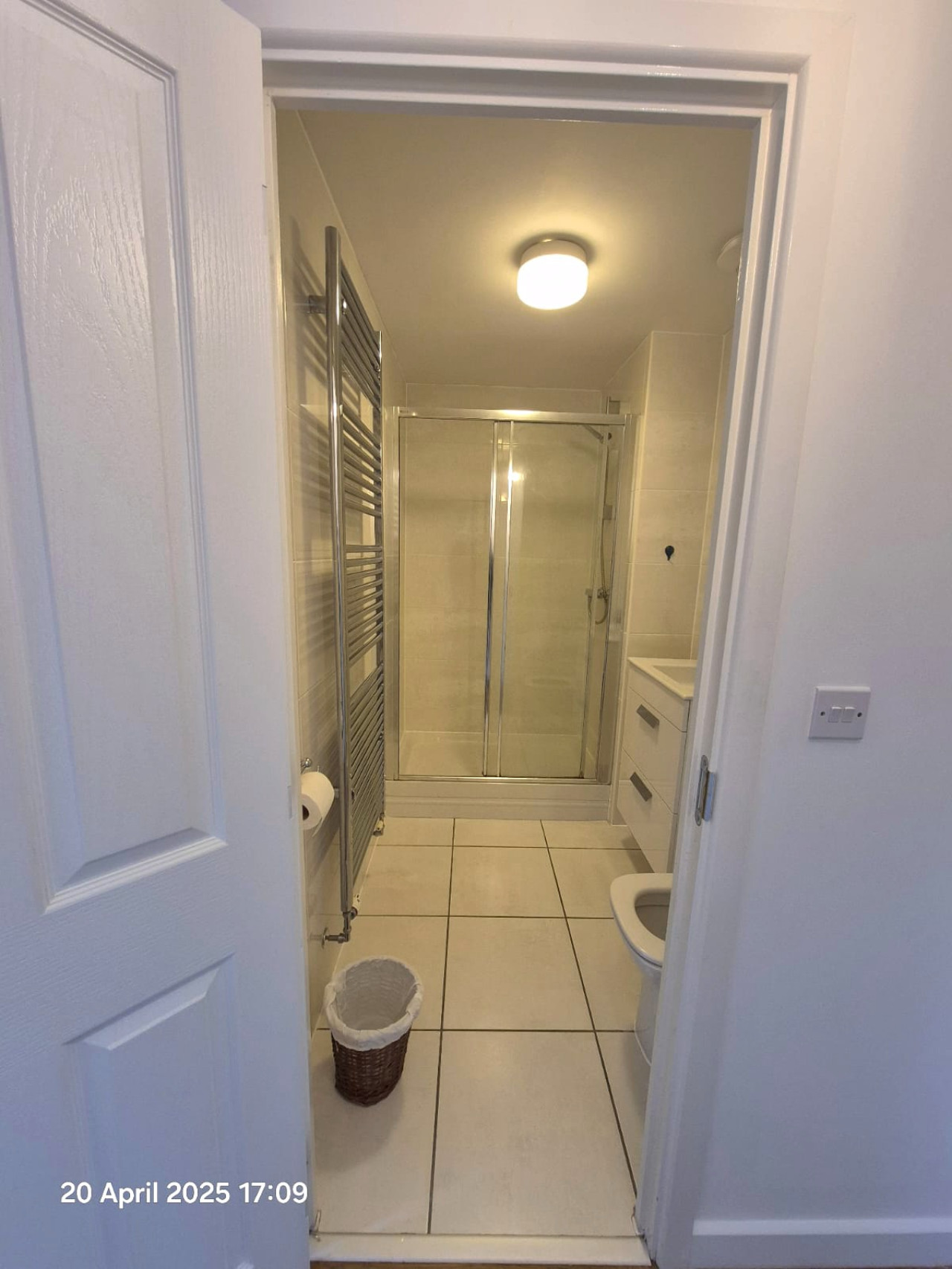 5 Bedroom House in Cheltenham, Sleeps 11 - Bishops Cleeve