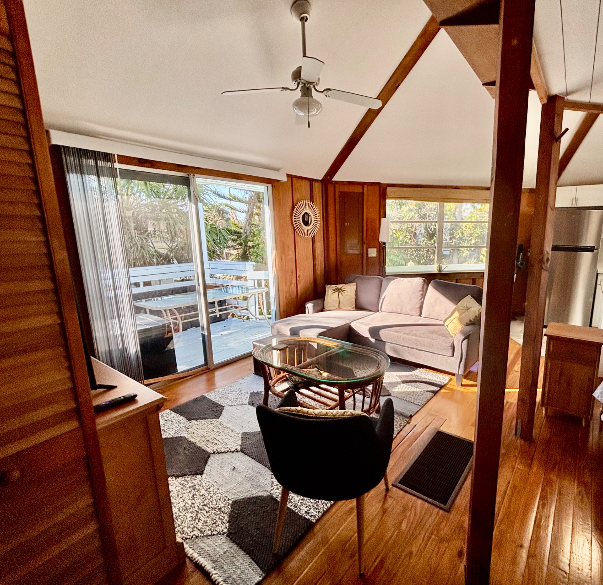 cummfy living area cummfy living area - Tree house by the beach - Venice