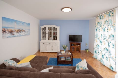 Apartments Family Spacious - Unit 377151-13