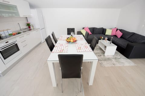 Apartments Family Spacious - Unit 377155-13