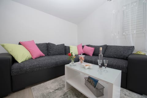 Apartments Family Spacious - Unit 377155-13
