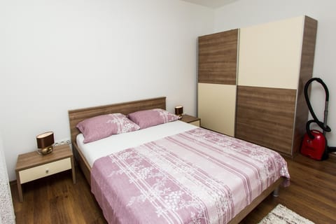 Apartments Vesna - Unit 377175-13