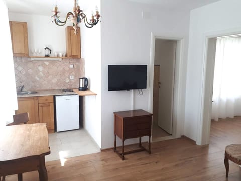 Apartments Jolie - Unit 377186-13