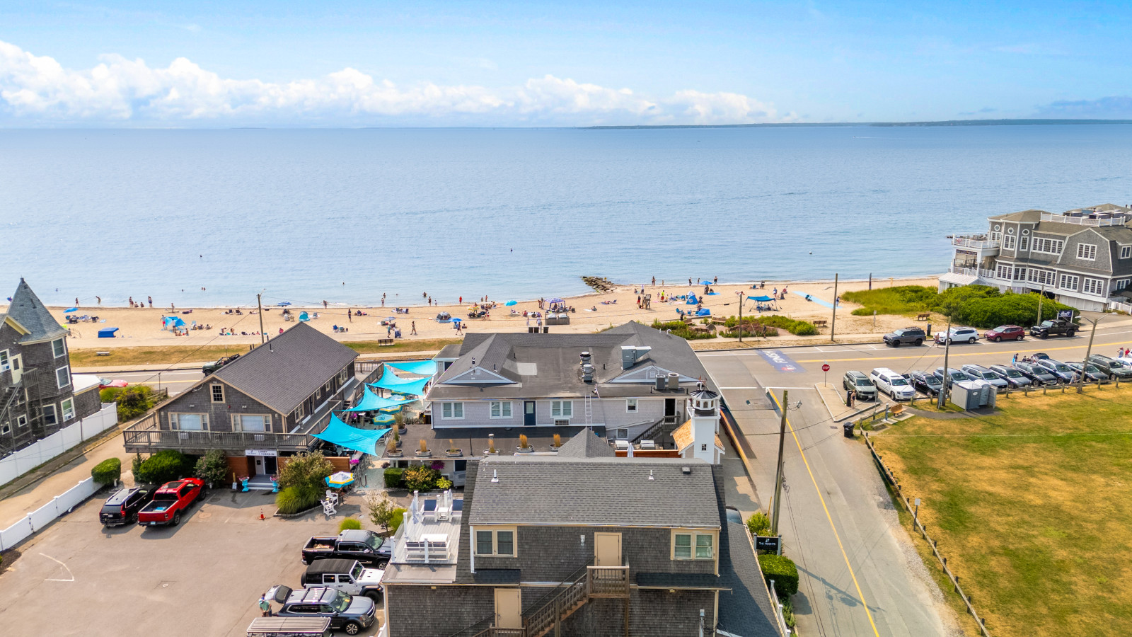 Direct Ocean View Studio | 2 Double Beds + Kitchenette (102) - Falmouth