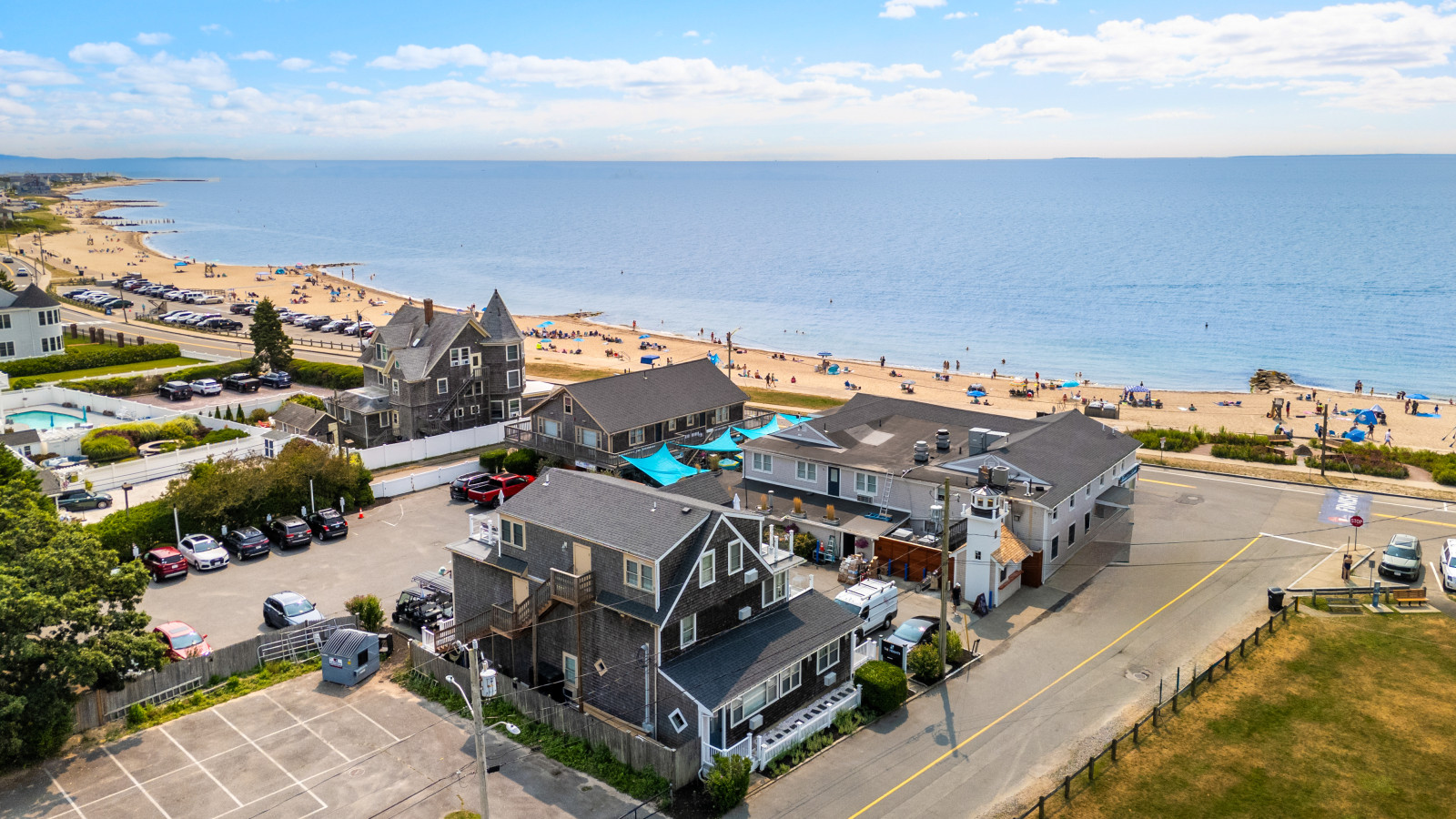 Direct Ocean View Studio | 2 Double Beds + Kitchenette (102) - Falmouth