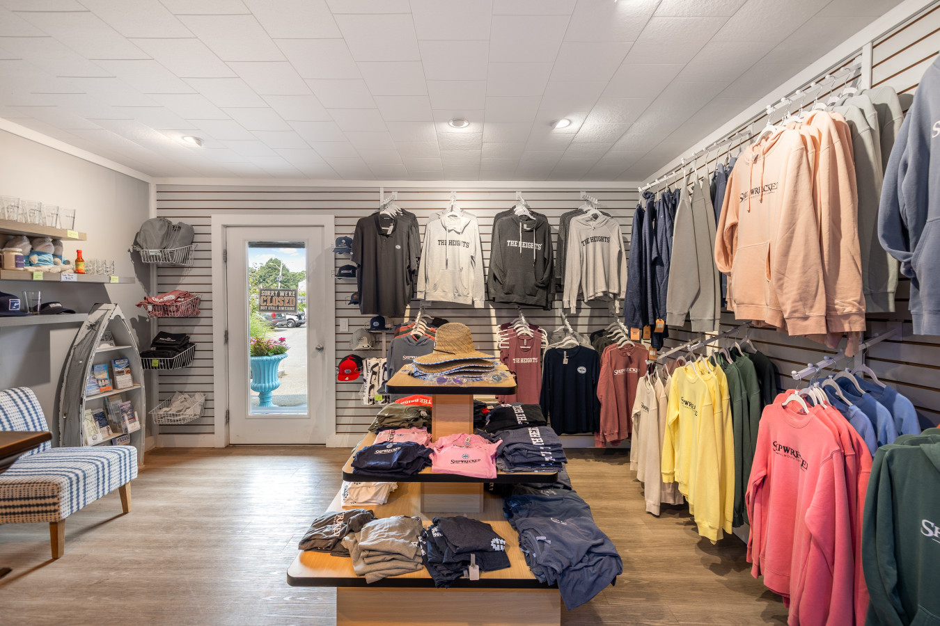 cozy-queen-retreat-or-walk-to-beach-(304)/