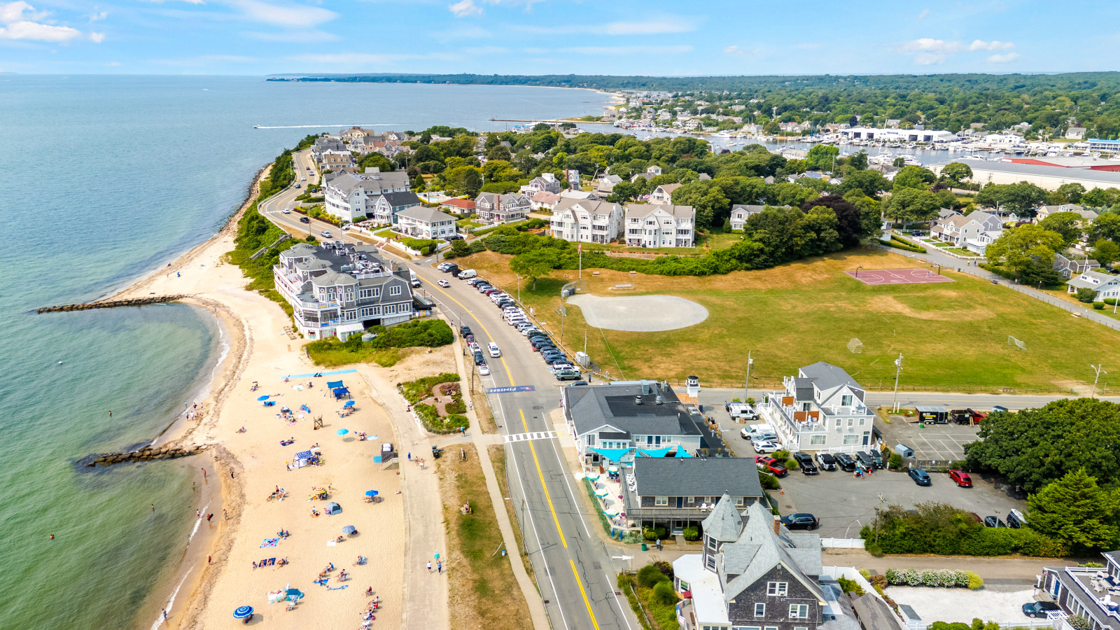 Cozy Queen Room Near Beach & Dining (305) - Falmouth