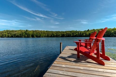 Kingsford Lake House