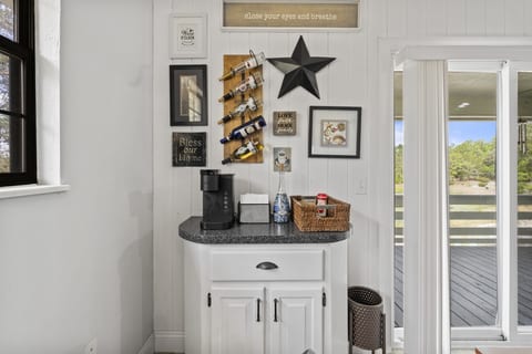 Hawthorne Retreat w/ Waterfront Fire Pit!