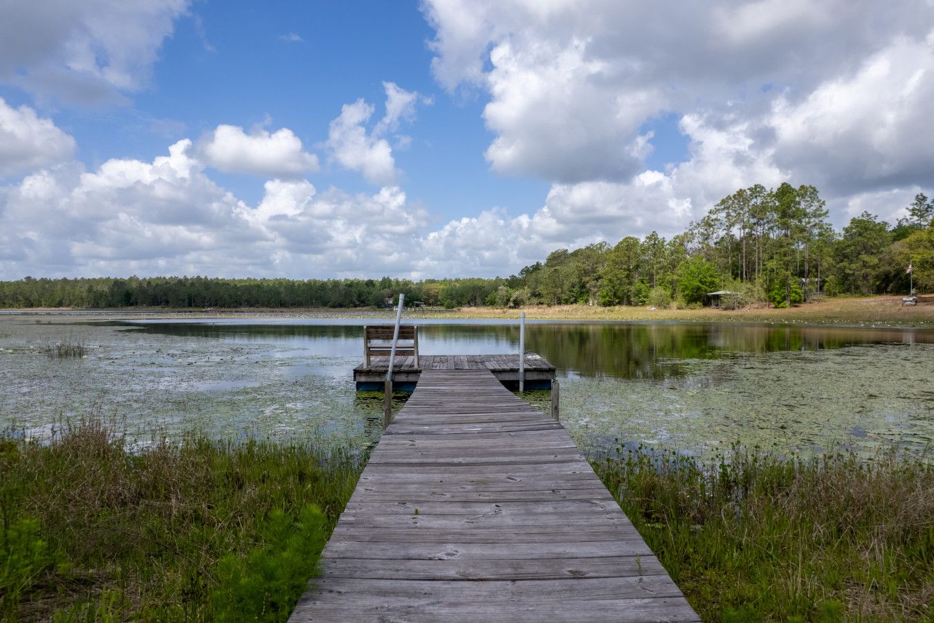 hawthorne-retreat-w-waterfront-fire-pit!/