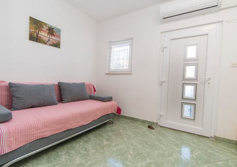 Apartment Tina - Unit 377202-13