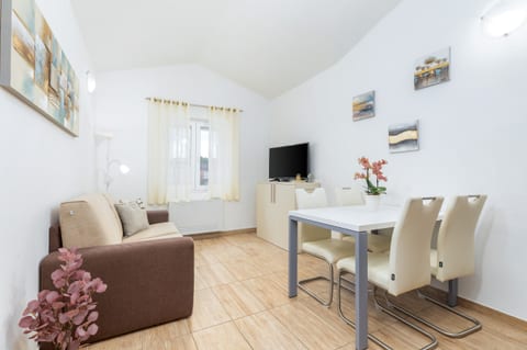 Apartments Villa Nina 1 - Unit 377198-13