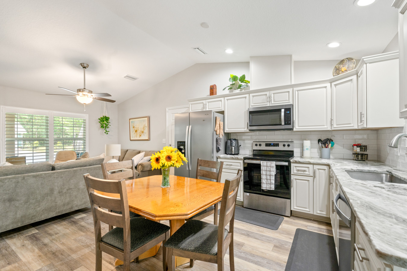 dunnellon-dream-pool-fire-pit-and-outdoor-bar/