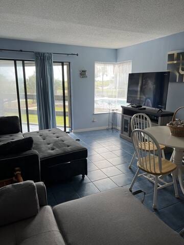 1st Floor"Paradise" Ocean Front