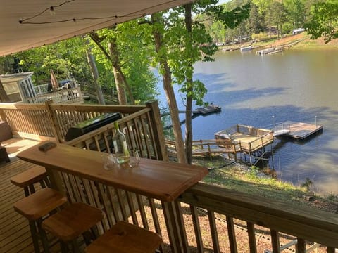 Renovated house directly on Lake Wateree with dock
