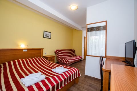 Apartments and Rooms Vitomir - Unit 377144-13