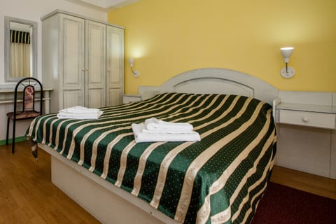Apartments and Rooms Vitomir - Unit 377146-13