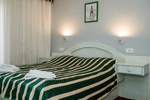 Apartments and Rooms Vitomir - Unit 377150-13