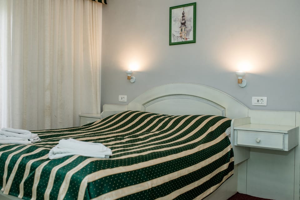 Apartments and Rooms Vitomir - Unit 377150-13