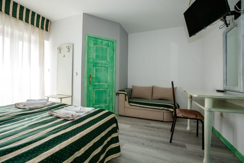 Apartments and Rooms Vitomir - Unit 377159-13