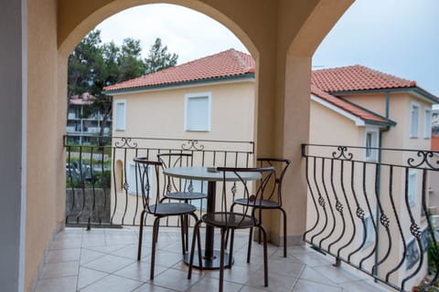 Apartments and Rooms Vitomir - Unit 377162-13