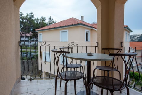 Apartments and Rooms Vitomir - Unit 377162-13