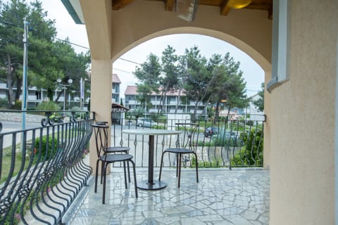 Apartments and Rooms Vitomir - Unit 377166-13