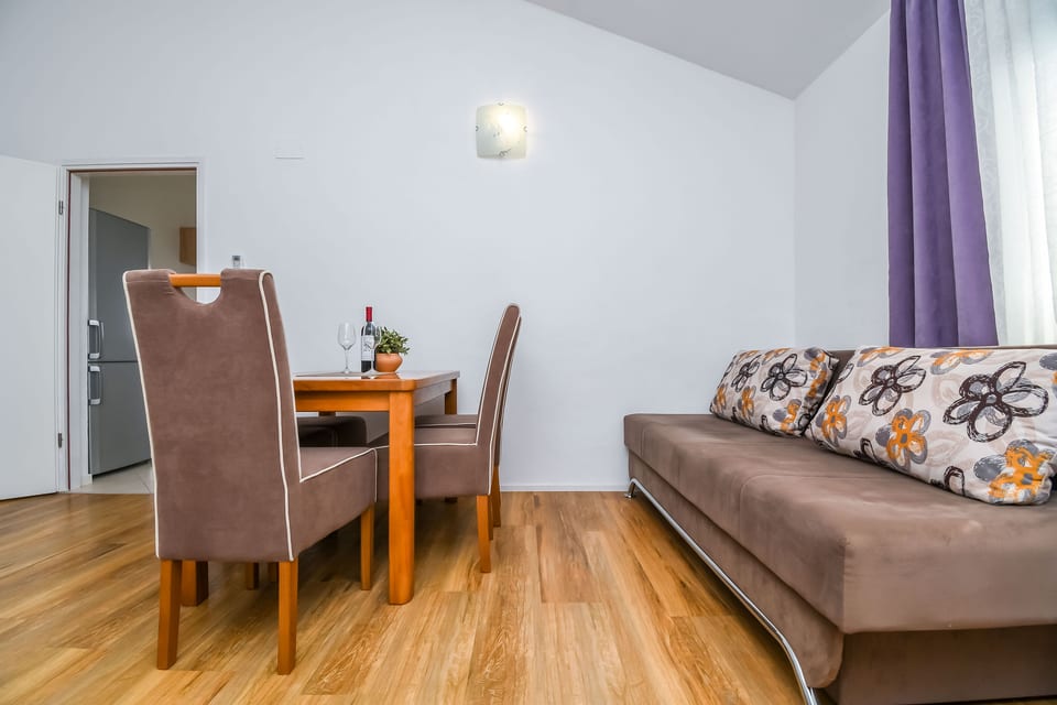 Apartments Mirjana - Unit 377131-13