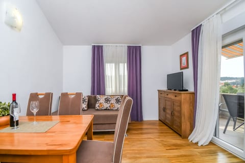 Apartments Mirjana - Unit 377131-13