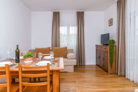 Apartments Mirjana - Unit 377132-13