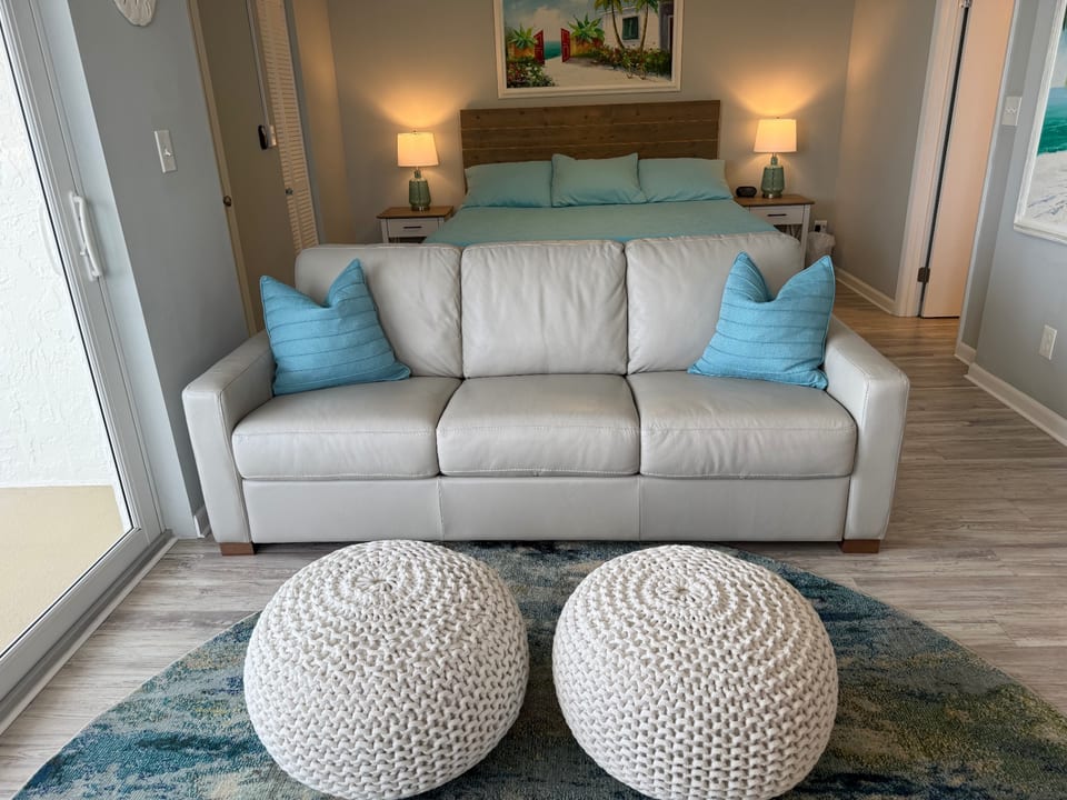 Sally's Seaside Escape - Bonita Springs